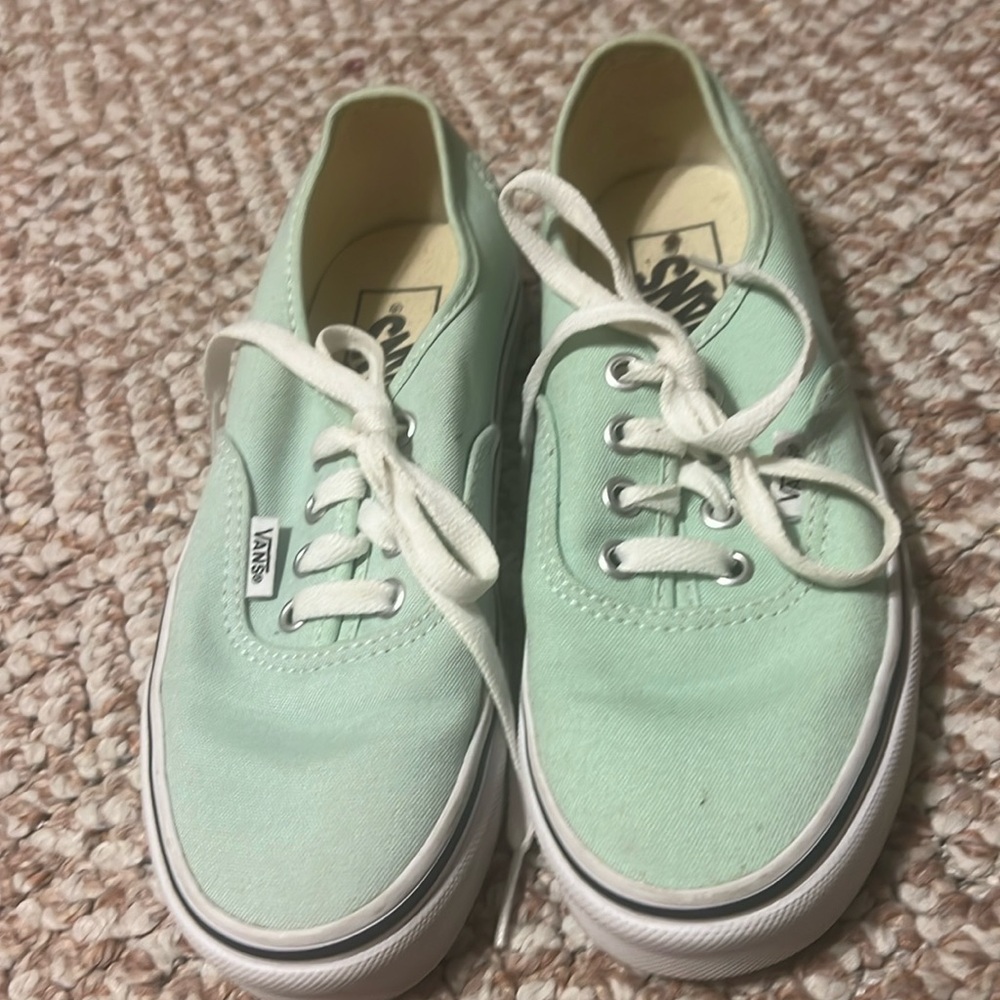 Vans classic canvas in mint green, men size 3.5, women size 5.0